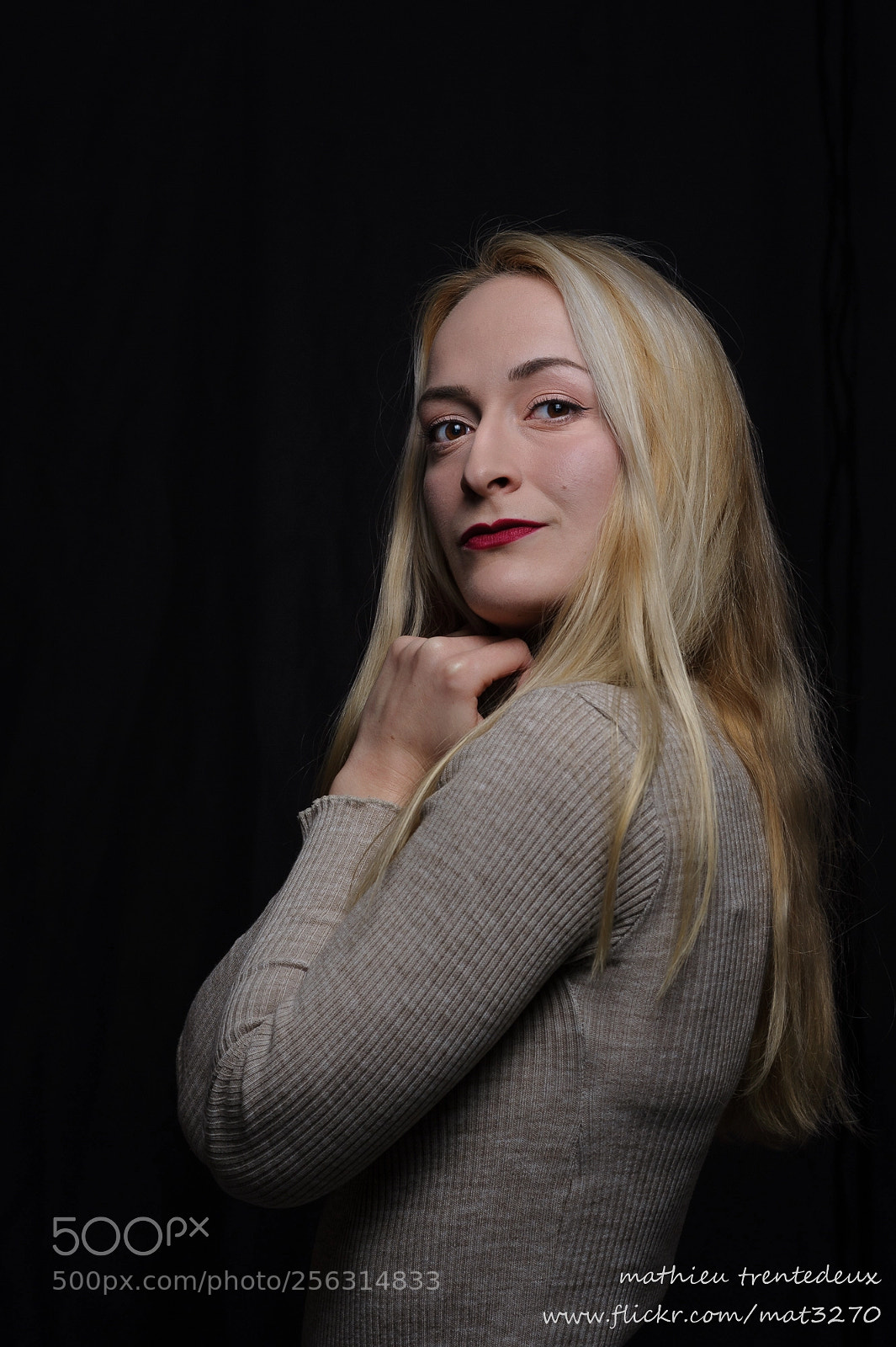 Nikon D700 sample photo. Armandine shoot studio photography