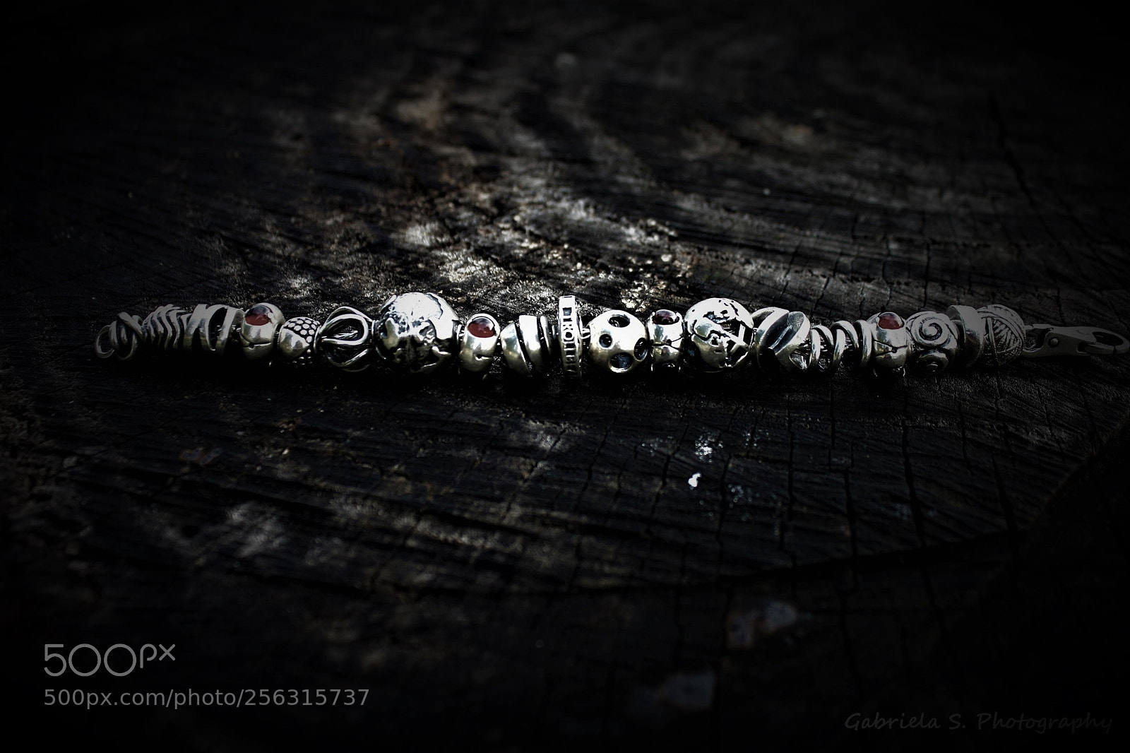Canon EOS 550D (EOS Rebel T2i / EOS Kiss X4) sample photo. Trollbeads photography