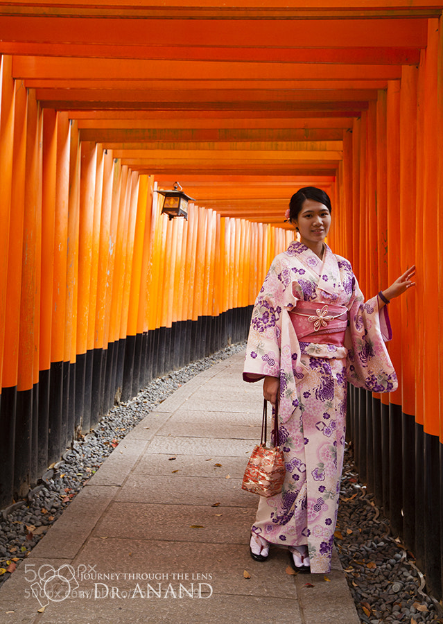 Canon EOS 5D Mark II sample photo. Inari shrine kyoto photography