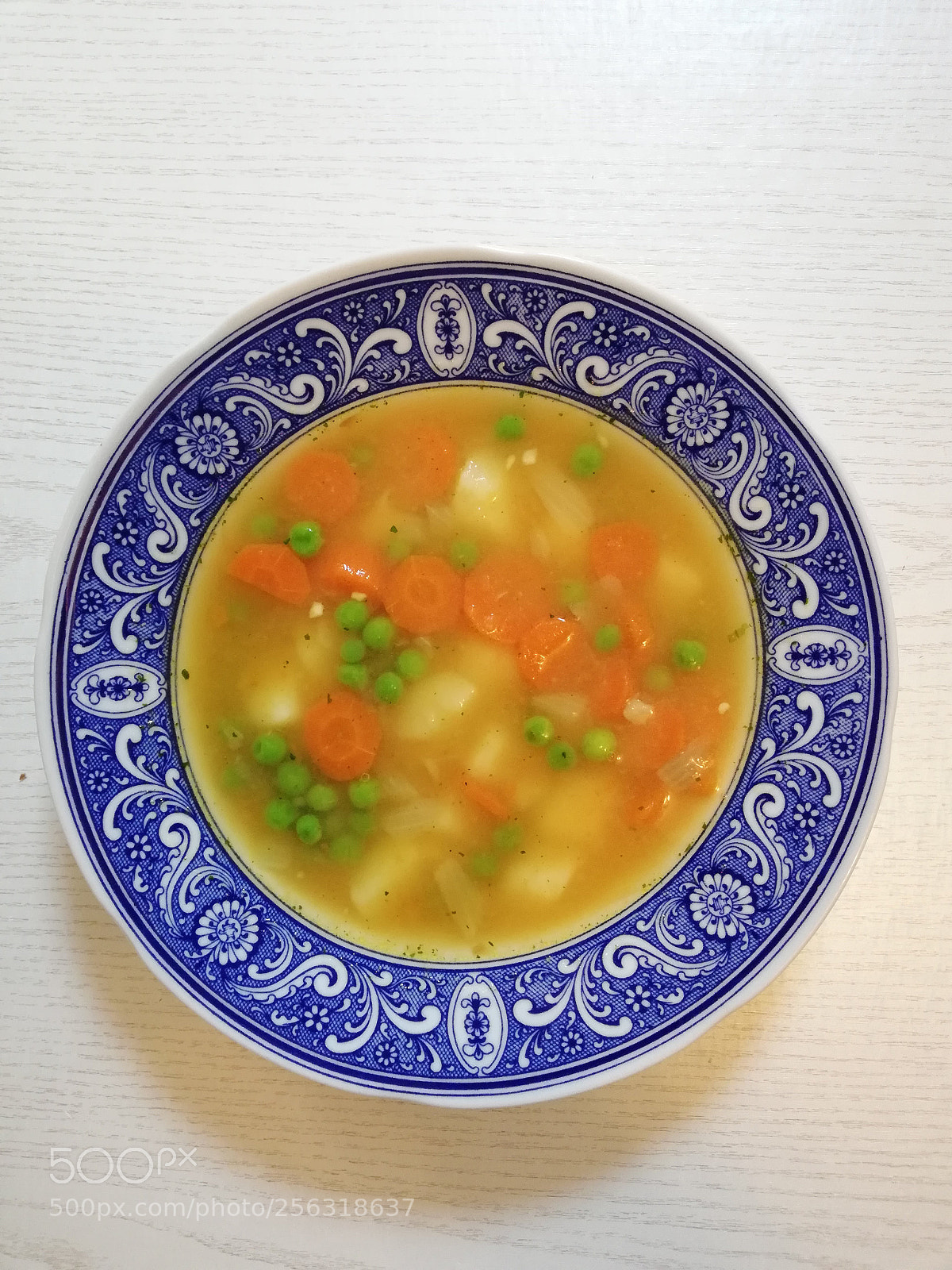HUAWEI Mate 10 Lite sample photo. Homemade vegetable soup photography