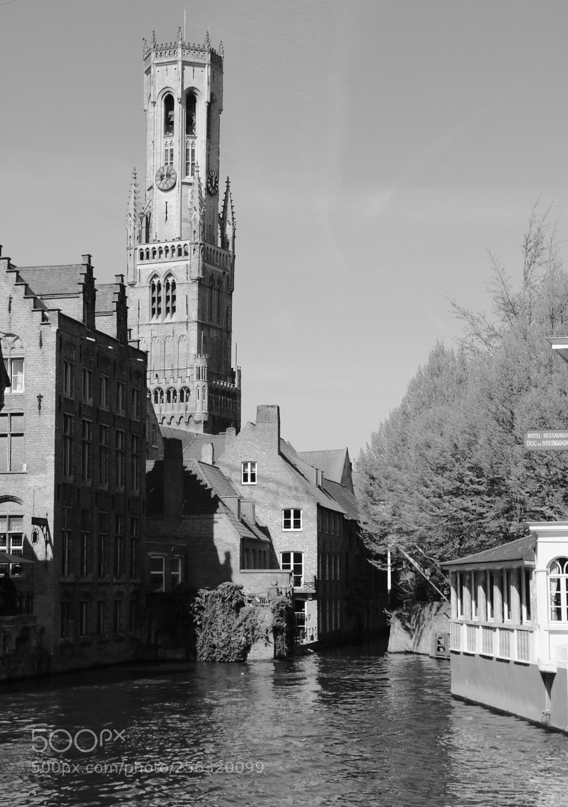Canon EOS 750D (EOS Rebel T6i / EOS Kiss X8i) sample photo. Bruges photography