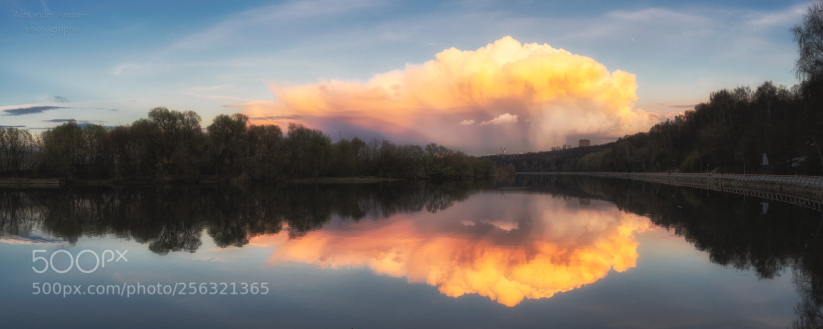 Sony a7R II sample photo. Dramatic sunset cloud over photography