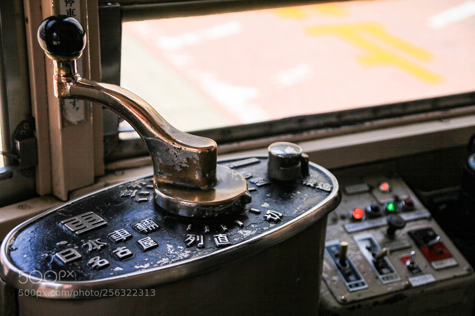 Canon EOS 5D Mark II sample photo. Streetcar in nagasaki photography