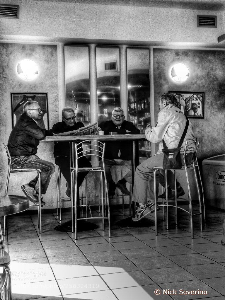 HUAWEI P9 LITE sample photo. Bar photography