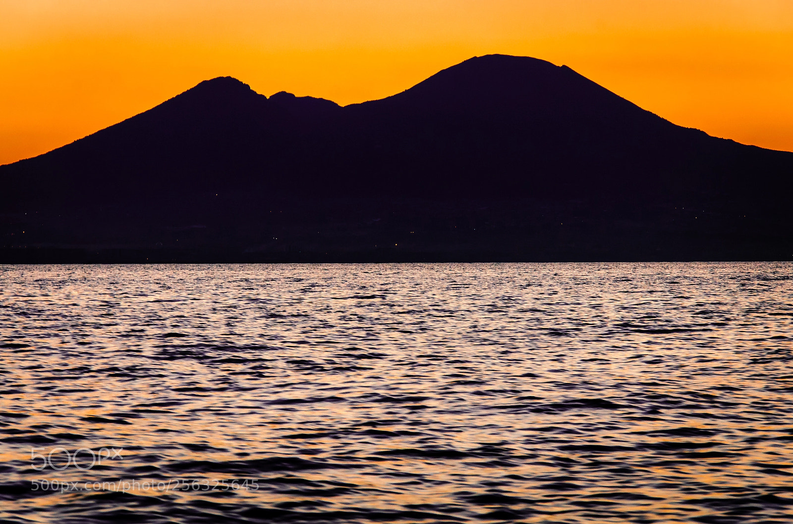 Nikon D7000 sample photo. Vesuvian minimal photography