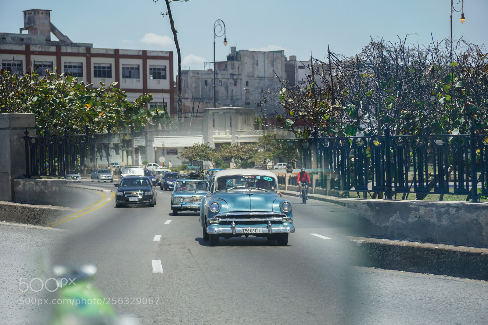 Sony a6500 sample photo. Cuban reflection photography