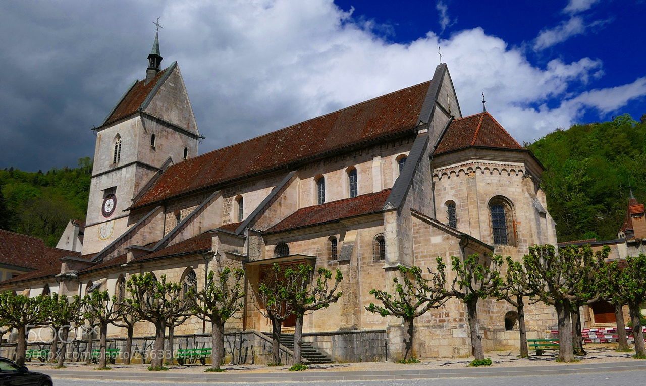 Panasonic Lumix DMC-FZ2500 (Lumix DMC-FZ2000) sample photo. Collégiale saint-ursanne  ch photography