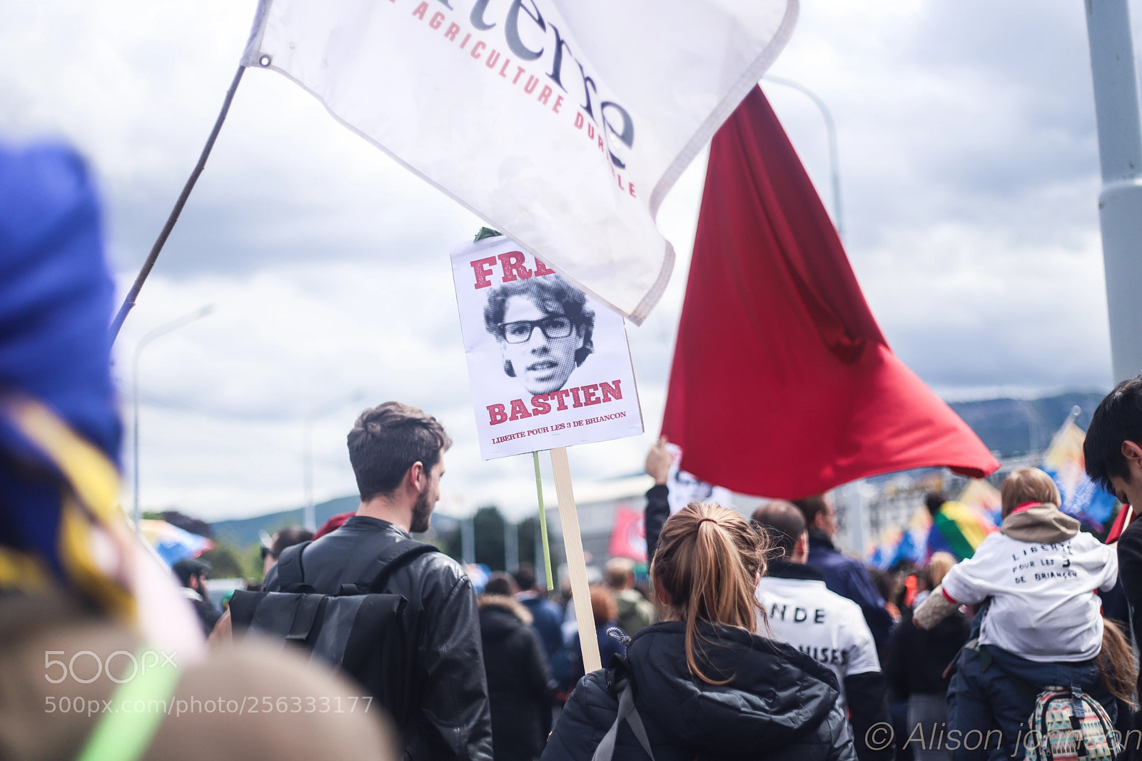 Canon EOS 6D Mark II sample photo. Manifestation 1 mai - geneve photography