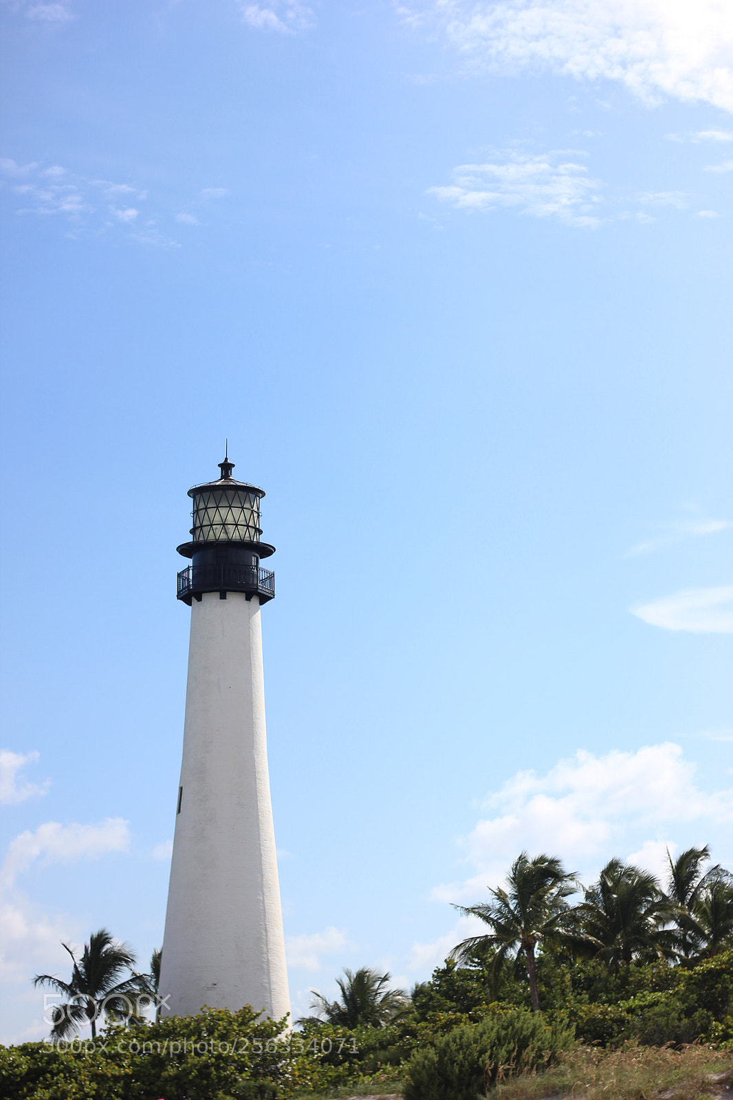 Canon EOS 600D (Rebel EOS T3i / EOS Kiss X5) sample photo. Key biscayne lighthouse, florida photography