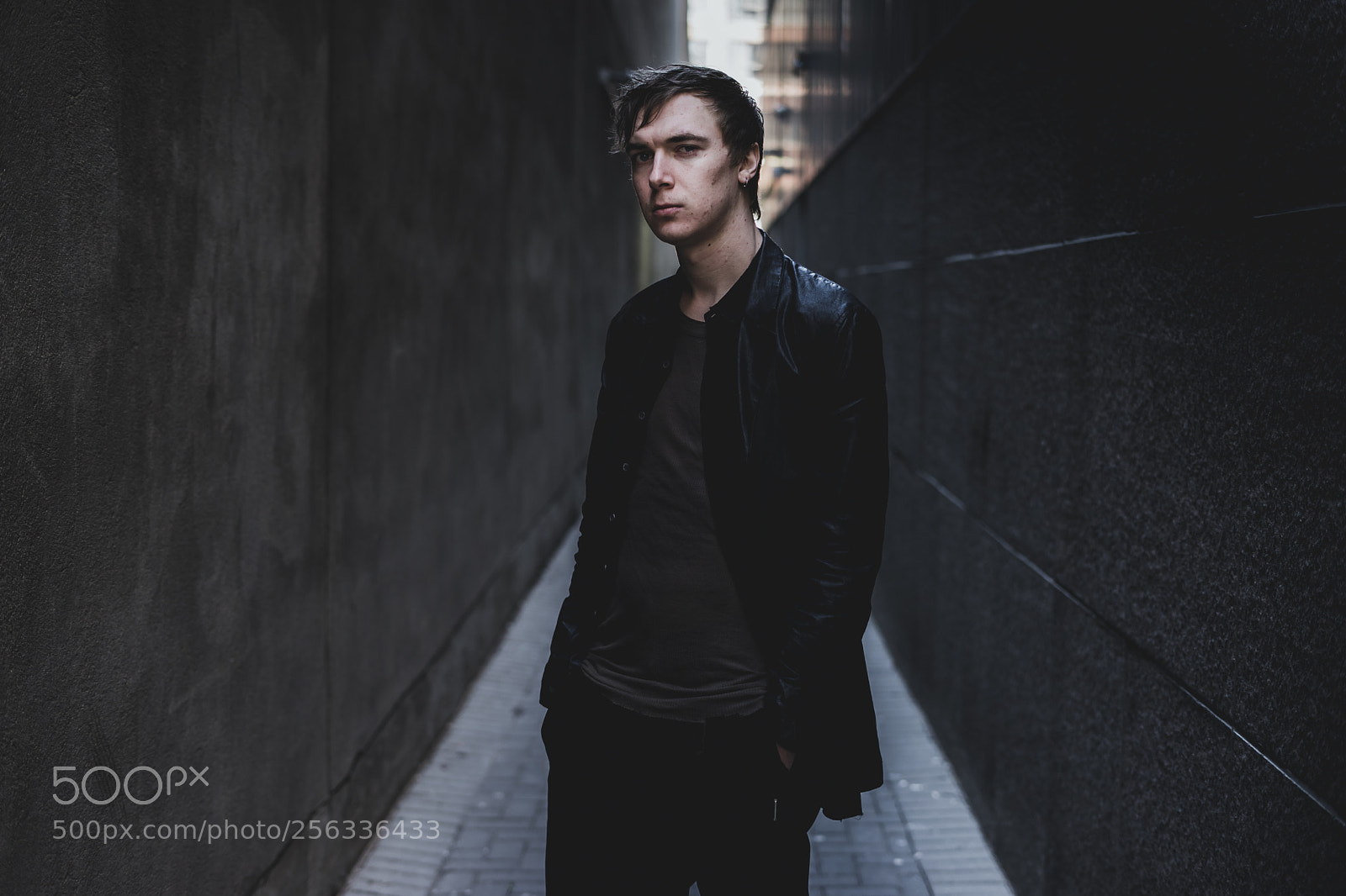 Sony a7 sample photo. Contrast photography