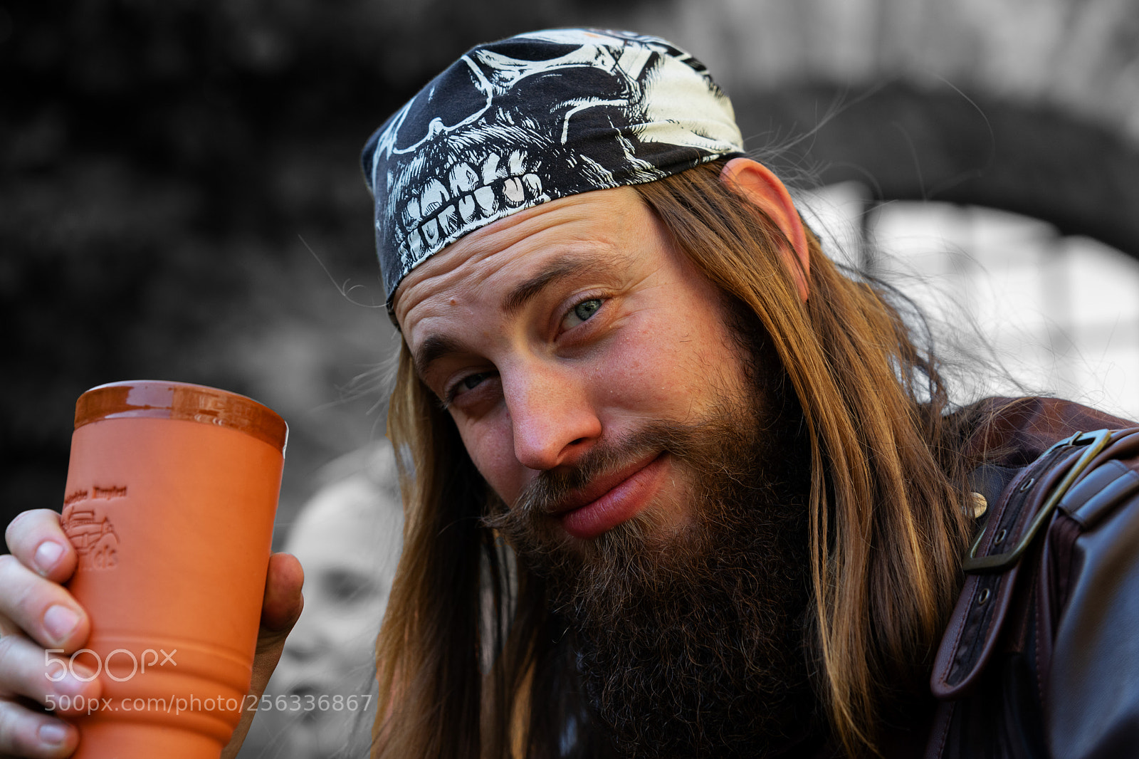 Sony a7 II sample photo. Mathias mit einem becher photography
