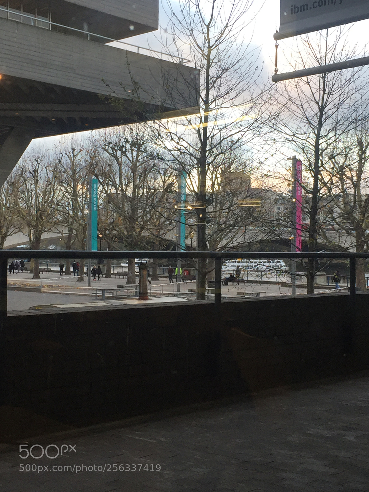 Apple iPhone 6 sample photo. Southbank, london photography