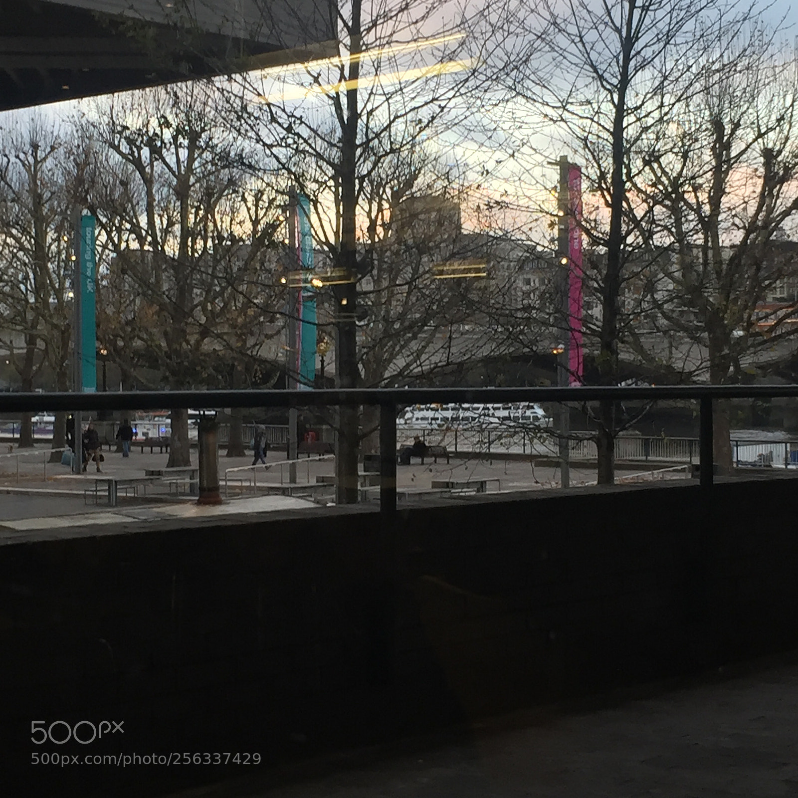 Apple iPhone 6 sample photo. Southbank, london photography