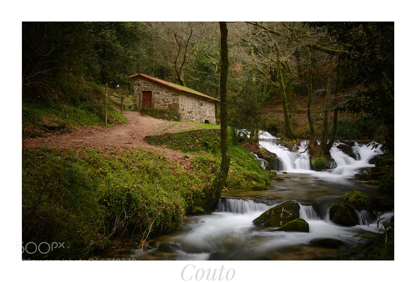 Nikon D3200 sample photo. Ruta pedra e auga photography