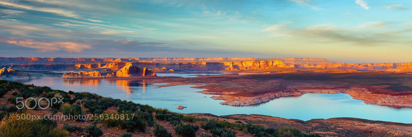 Canon EOS 5D Mark II sample photo. Lake powell at sunset photography