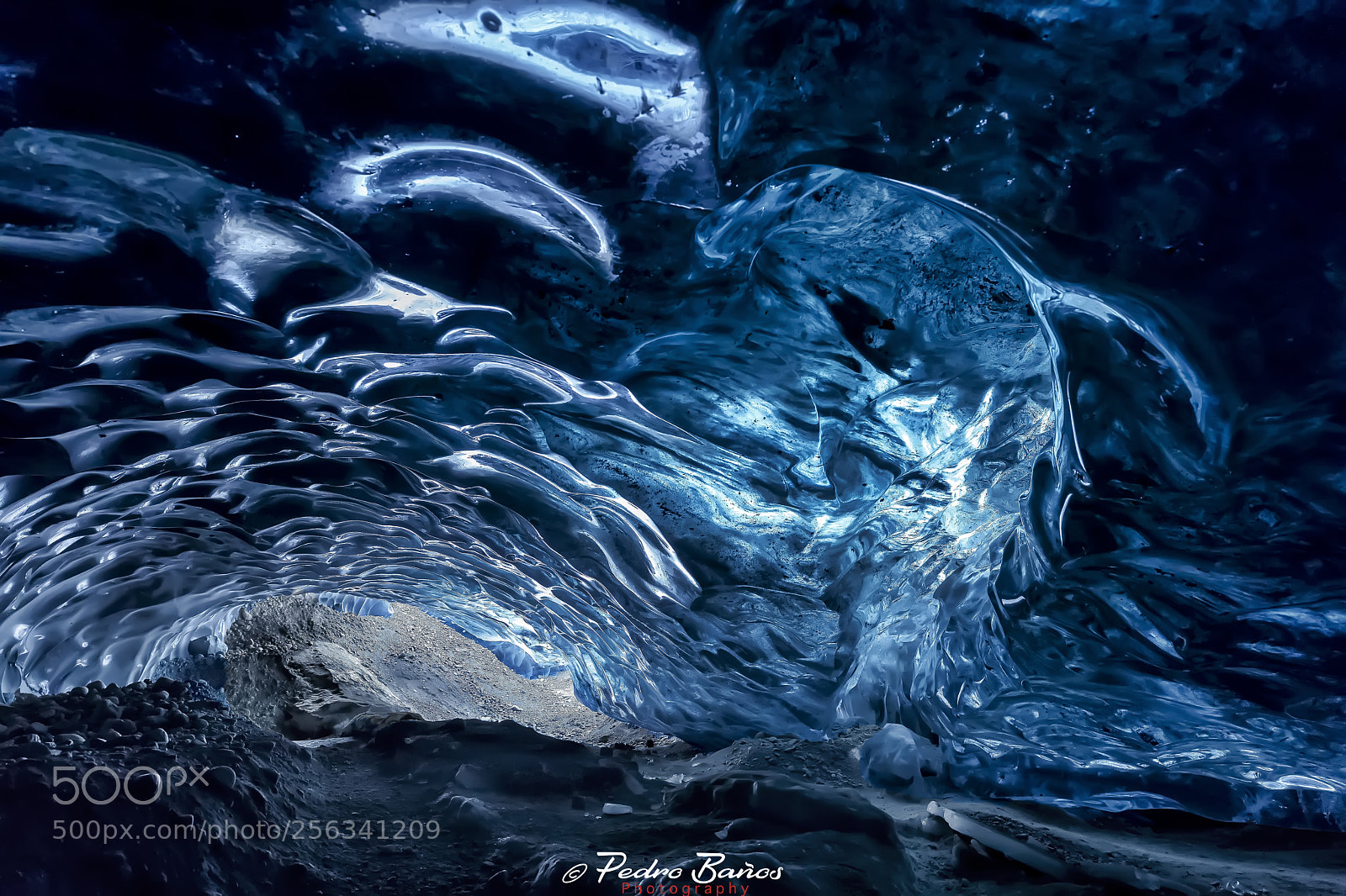 Canon EOS 5D Mark IV sample photo. Ice cave photography