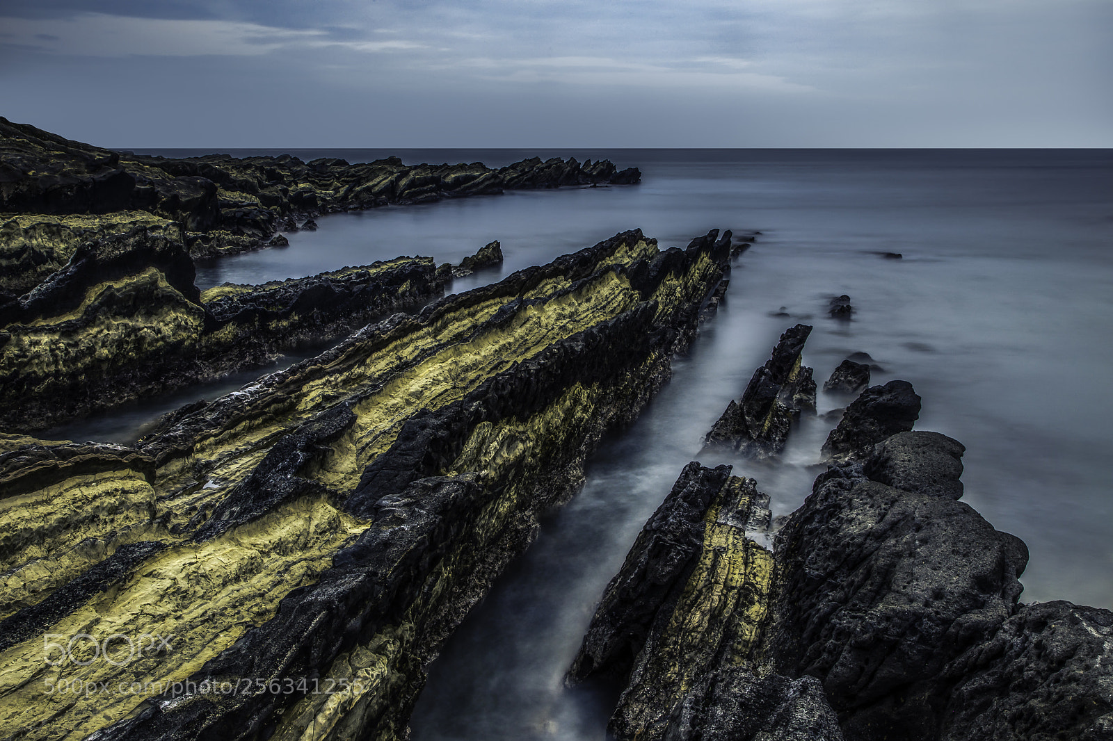 Canon EOS 5D Mark IV sample photo. Miura shoreline photography