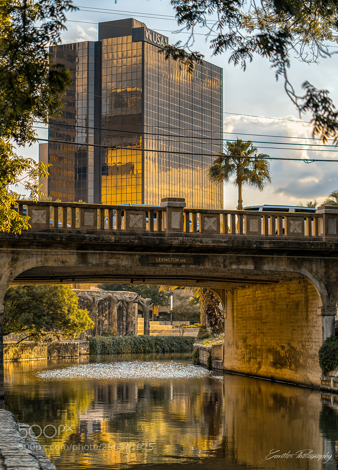 Sony a7R II sample photo. Riverwalk san antonio usaa photography