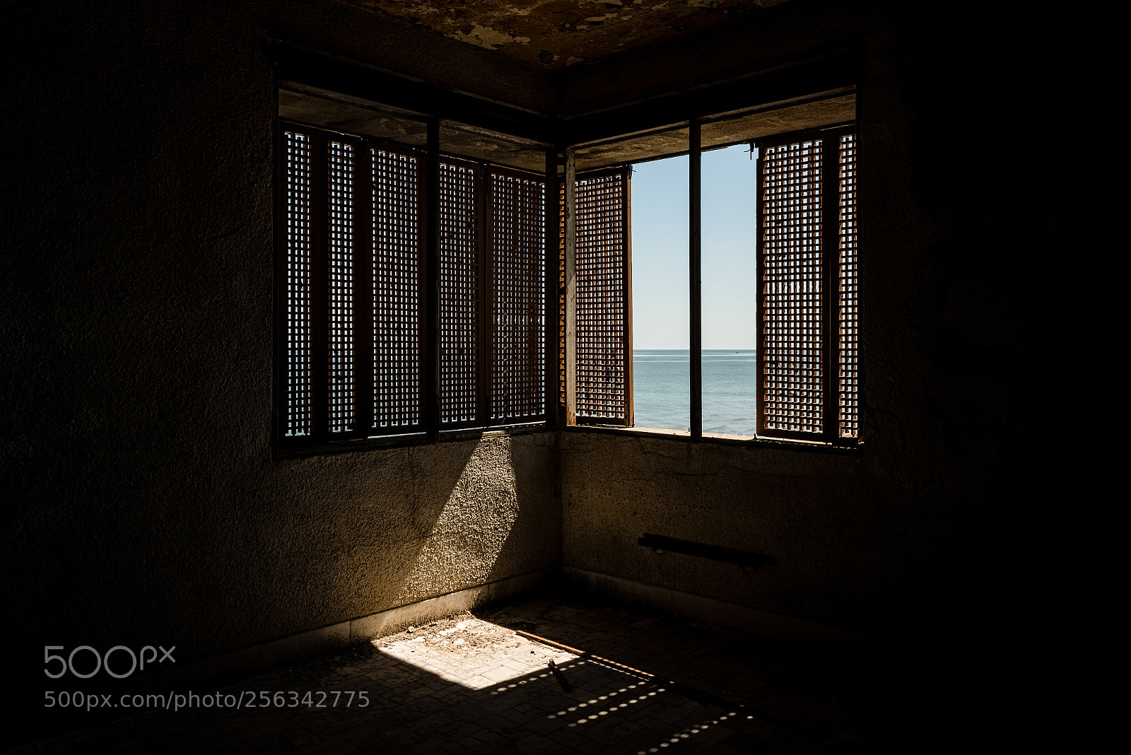 Nikon D750 sample photo. Sea, abandoned summer camp photography
