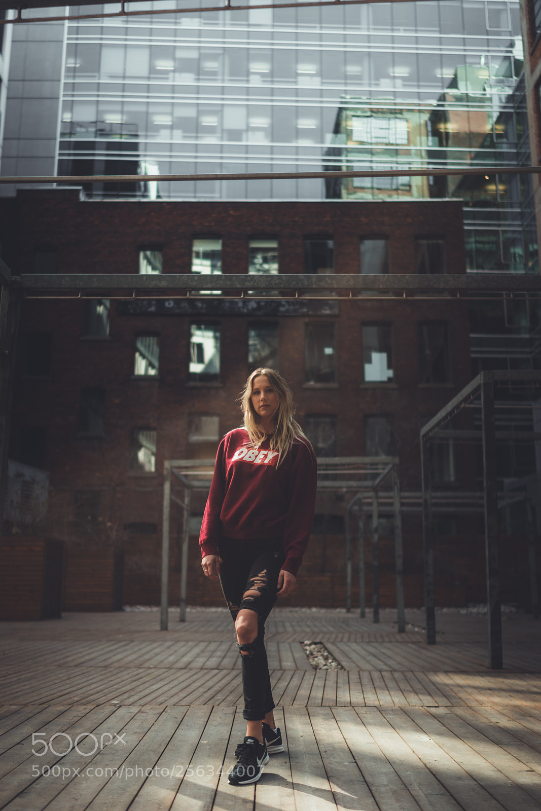 Sony a7 II sample photo. Downtown portrait photography