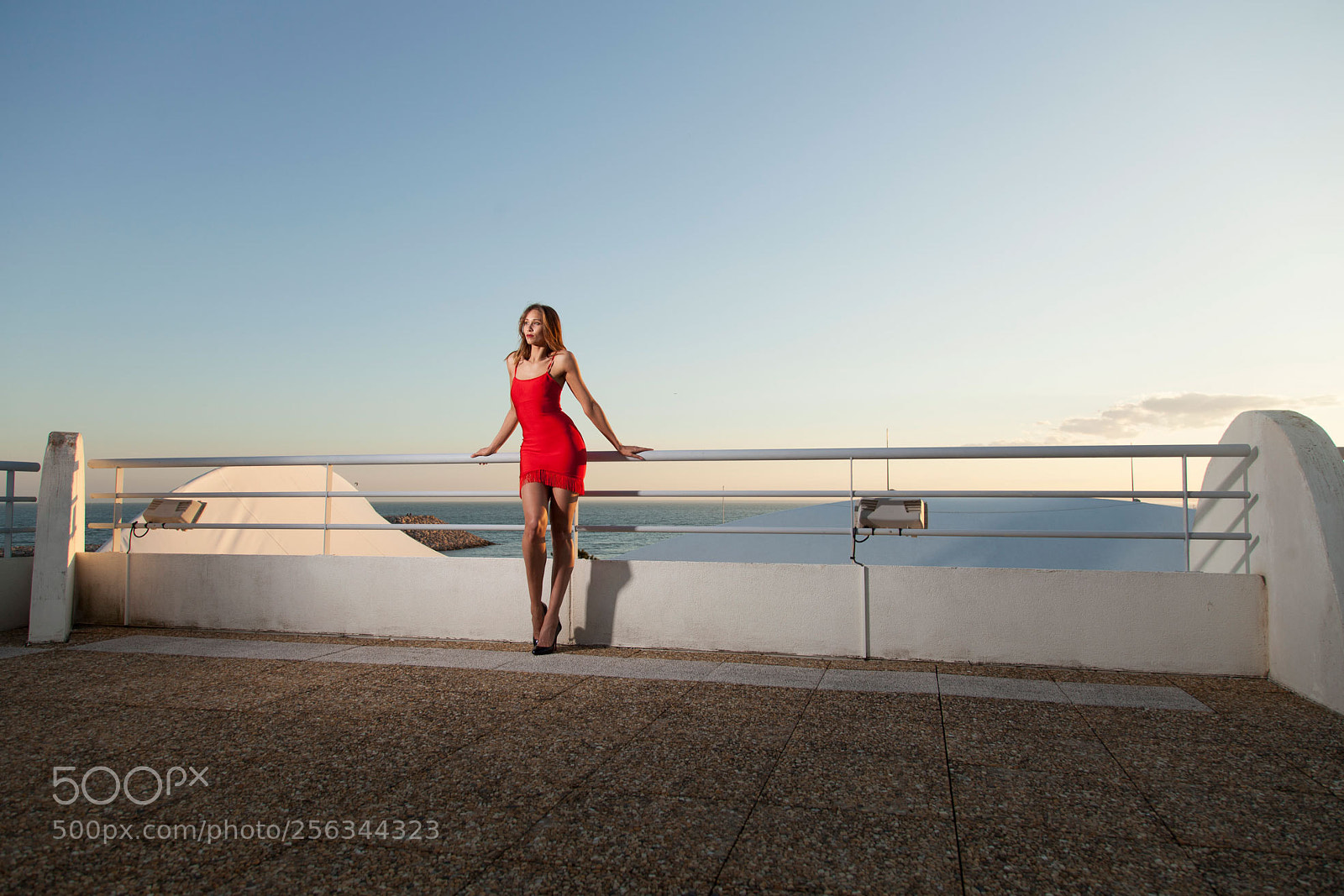 Canon EOS 5D Mark II sample photo. Colour clash photography