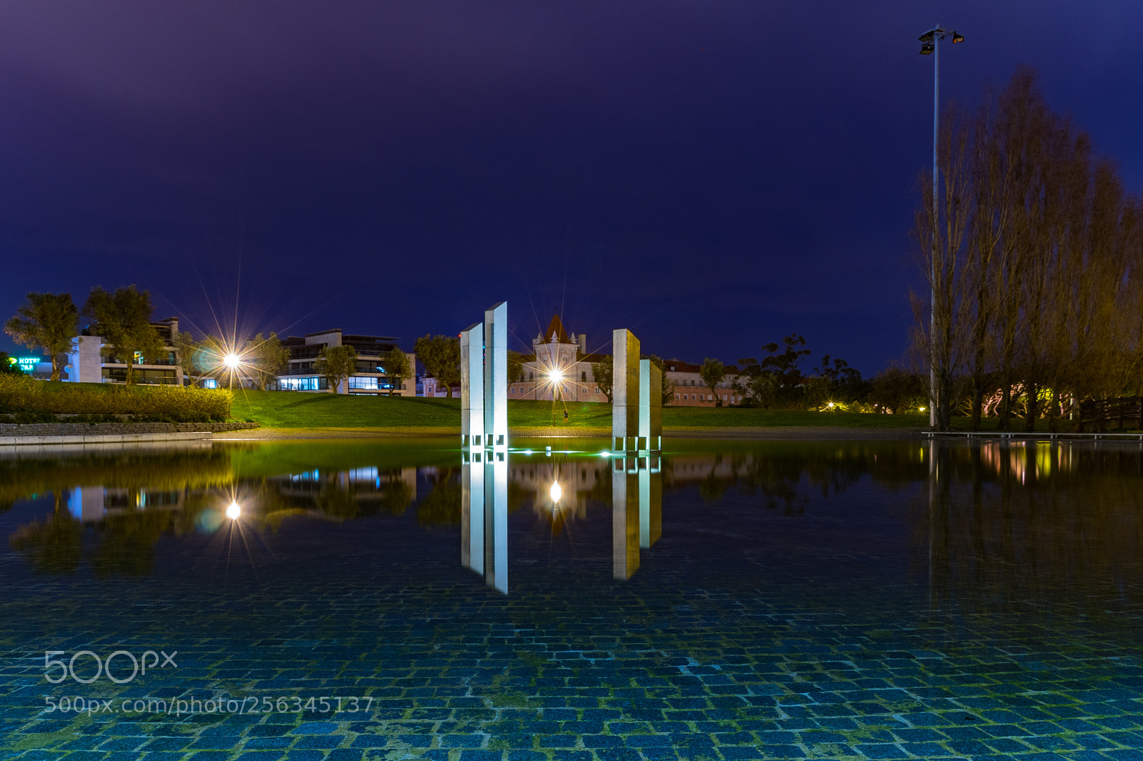 Sony SLT-A68 sample photo. Lisbon - jardim am photography