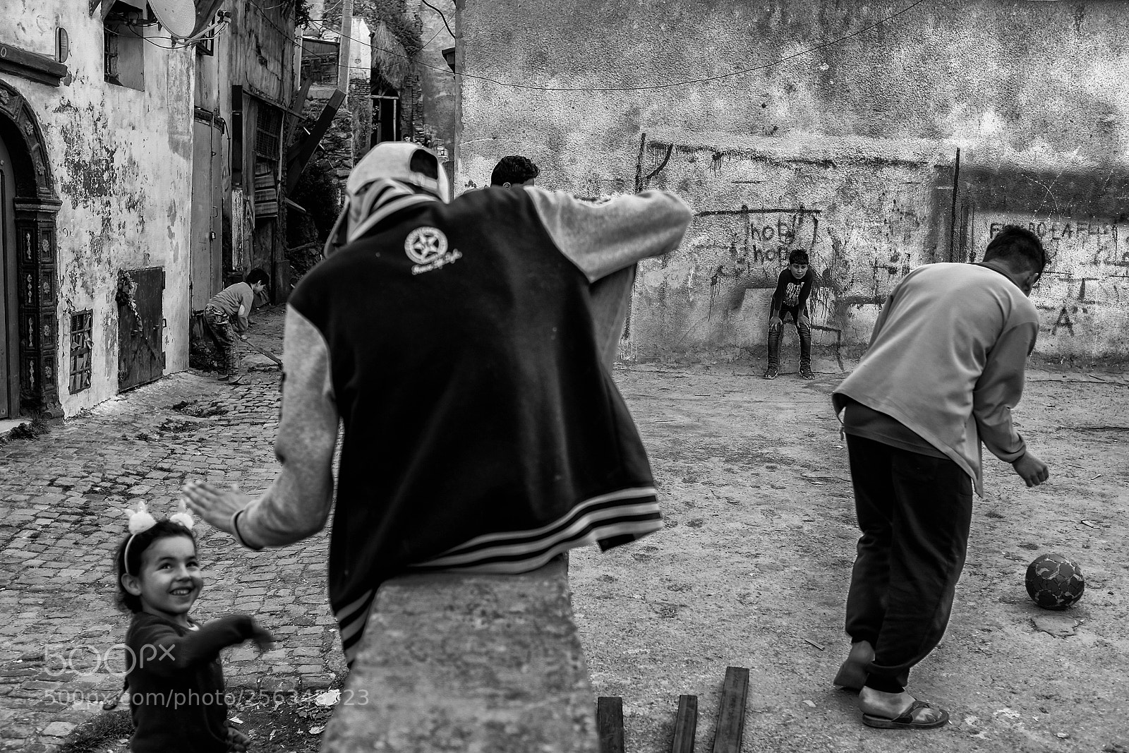 Fujifilm X100T sample photo. The playground photography