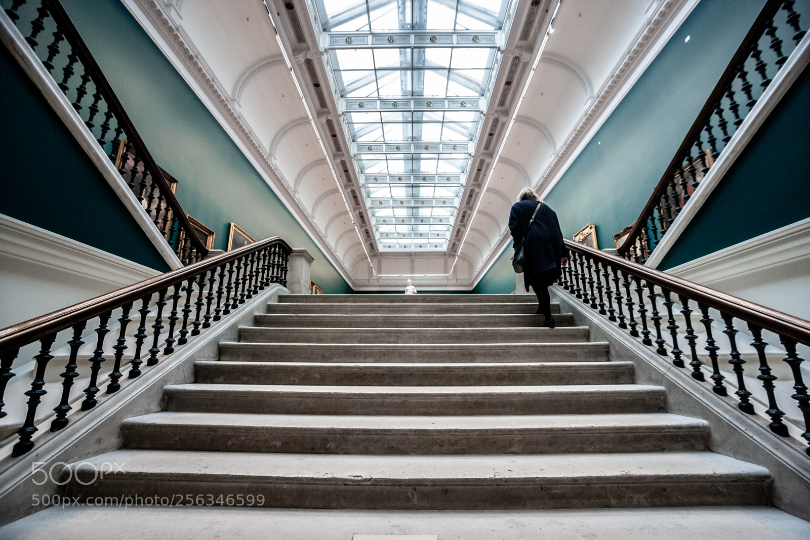 Canon EOS-1Ds Mark II sample photo. The stairs photography