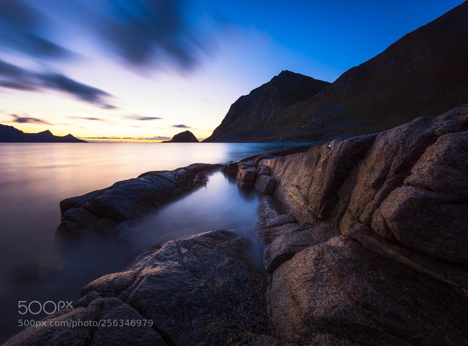 Nikon D810 sample photo. Haukland sunset photography