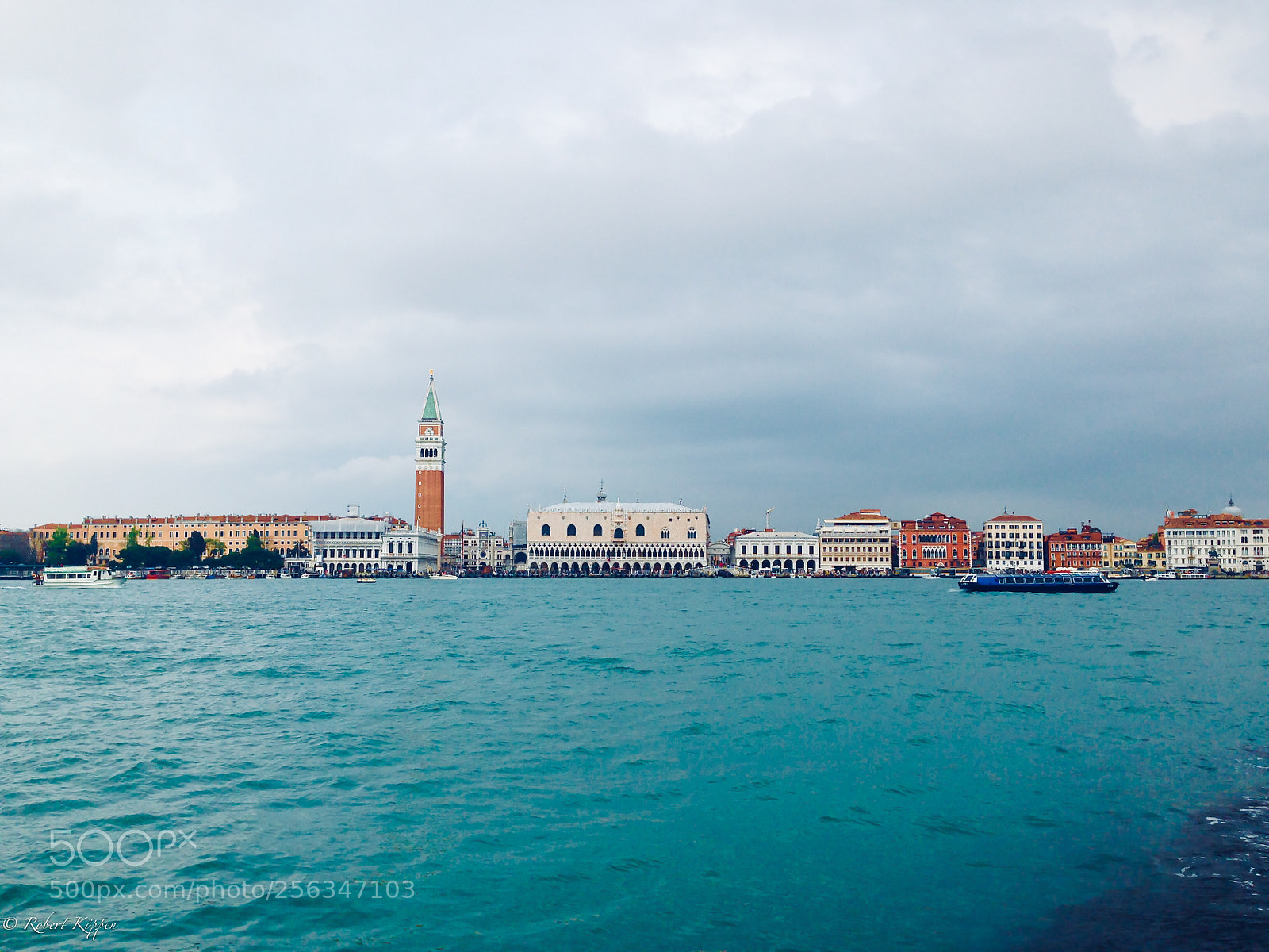 Apple iPhone 5c sample photo. Venice photography