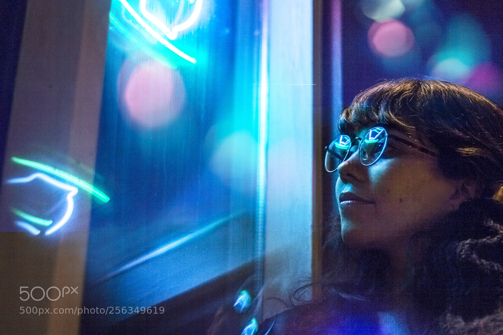 Canon EOS 700D (EOS Rebel T5i / EOS Kiss X7i) sample photo. Neon photography