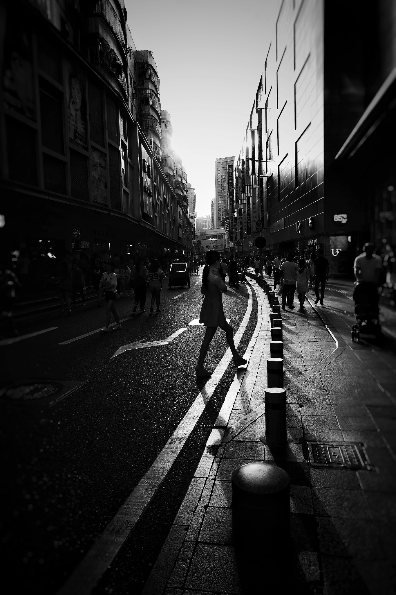 Panasonic Lumix DMC-LX10 (Lumix DMC-LX15) sample photo. Street photography