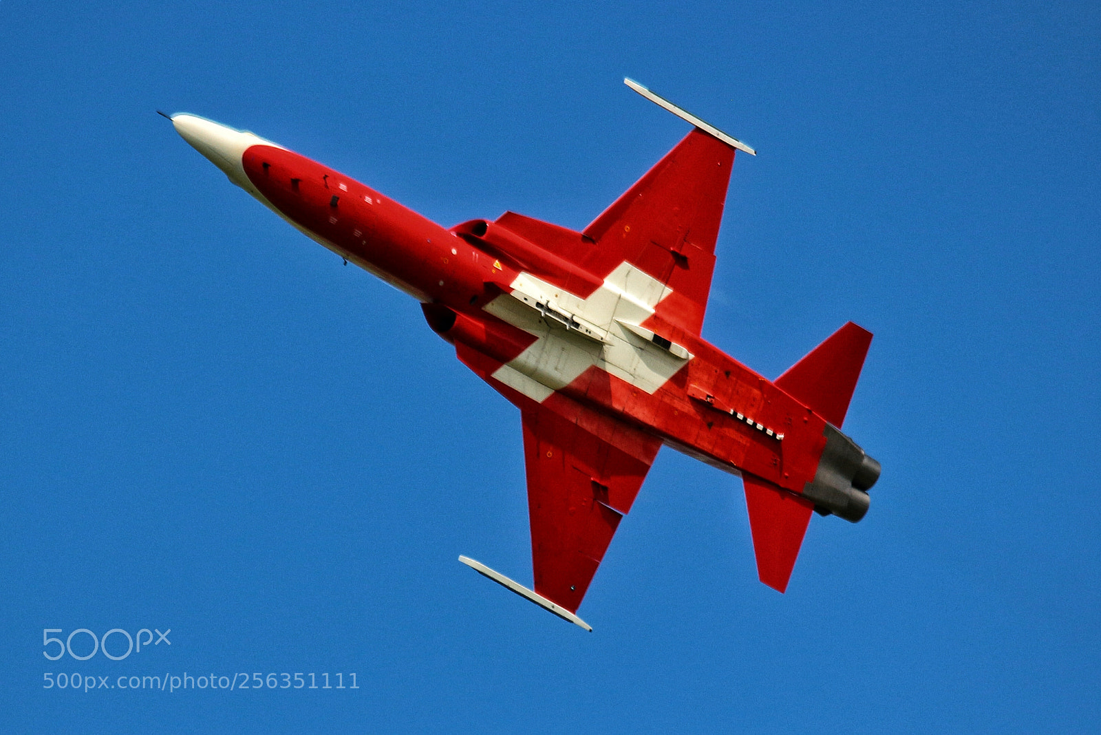 Canon EOS 650D (EOS Rebel T4i / EOS Kiss X6i) sample photo. Swiss airforce patrol f-5e photography