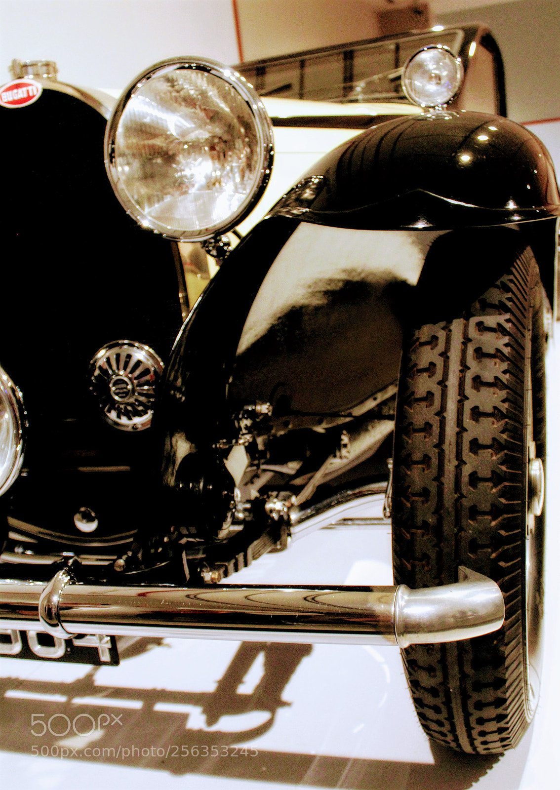 Canon EOS 600D (Rebel EOS T3i / EOS Kiss X5) sample photo. Bugatti dean flessas photography