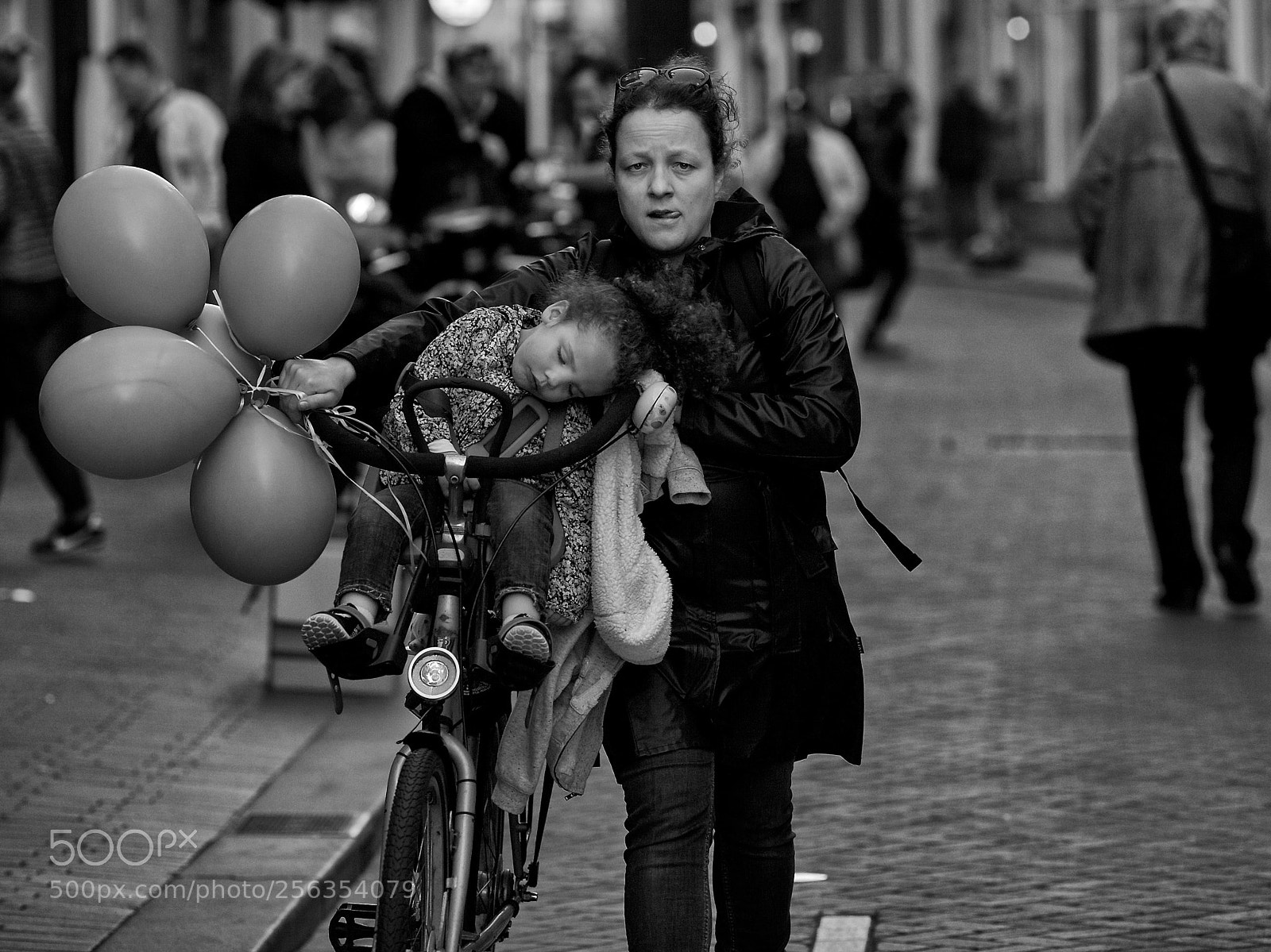 Canon EOS 5D Mark II sample photo. Amsterdam sleeping child photography