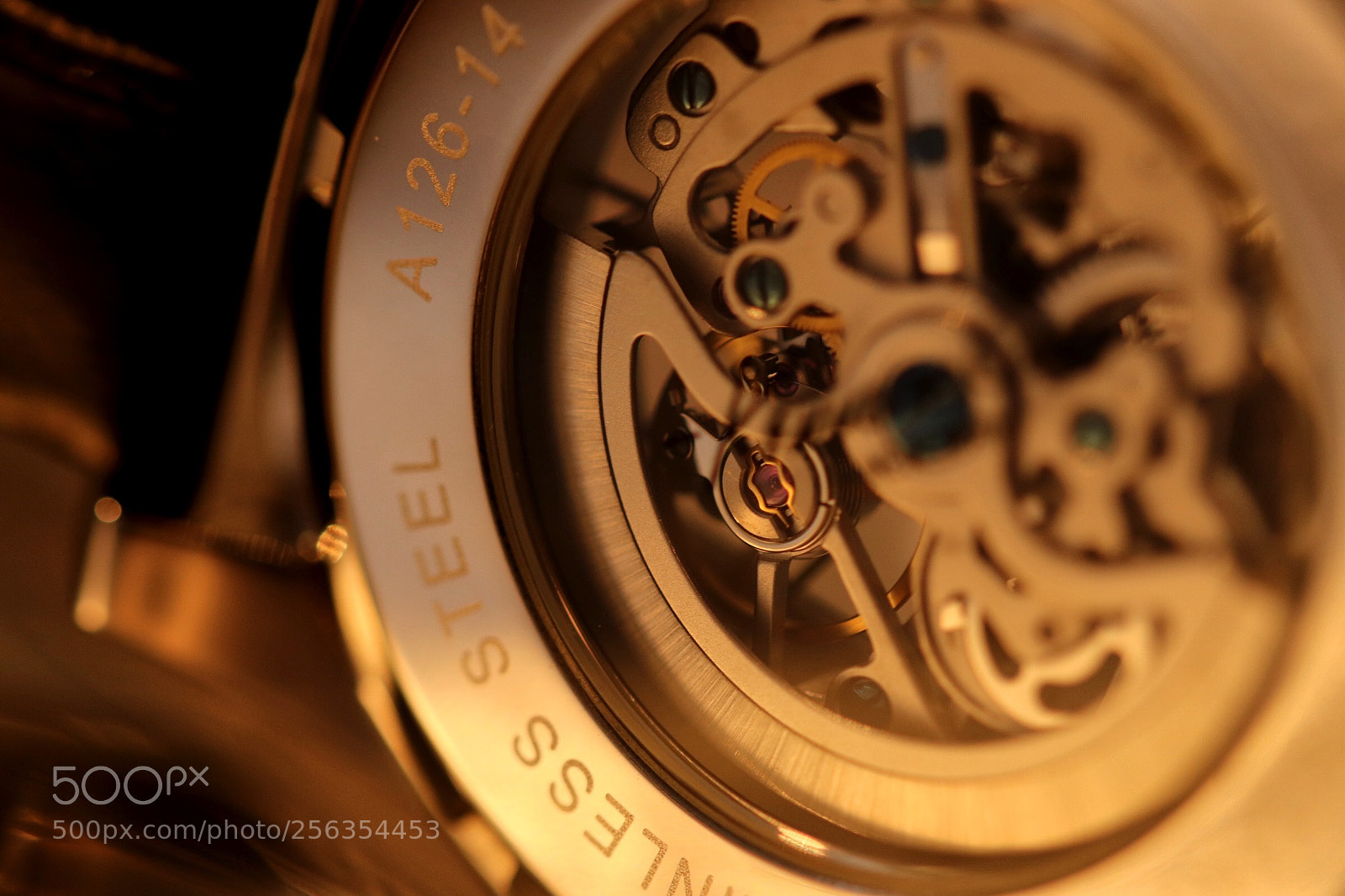 Canon EOS 77D (EOS 9000D / EOS 770D) sample photo. Horlogerie! photography