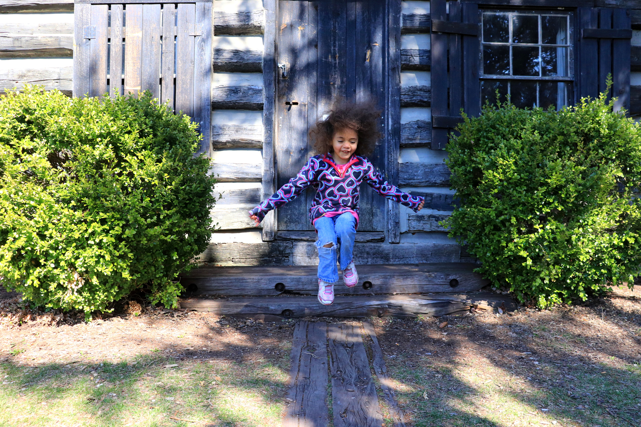 Canon EOS 800D (EOS Rebel T7i / EOS Kiss X9i) sample photo. Auryn's zero gravity jump photography