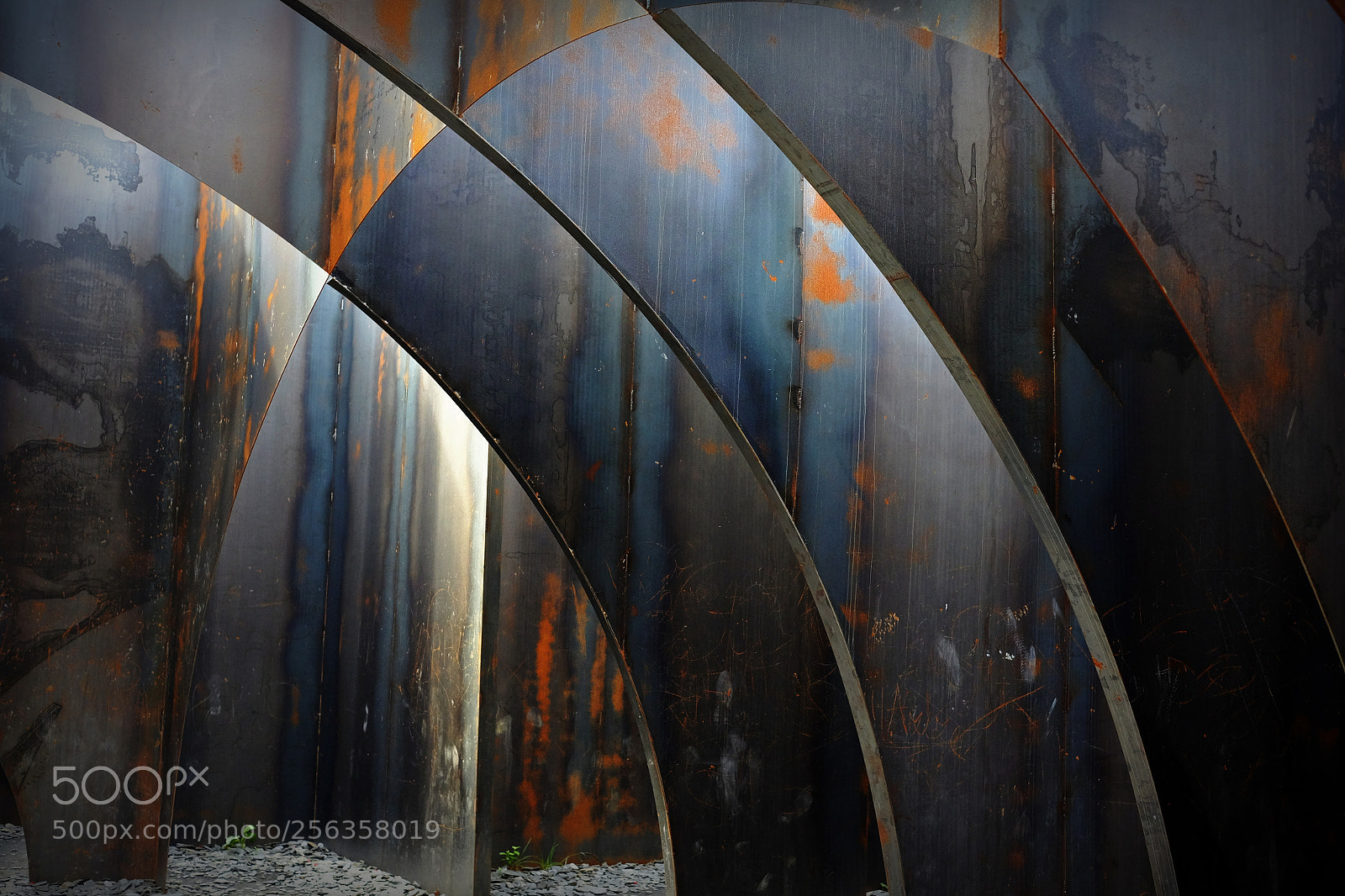 Fujifilm X-T10 sample photo. Iron maze.1 photography