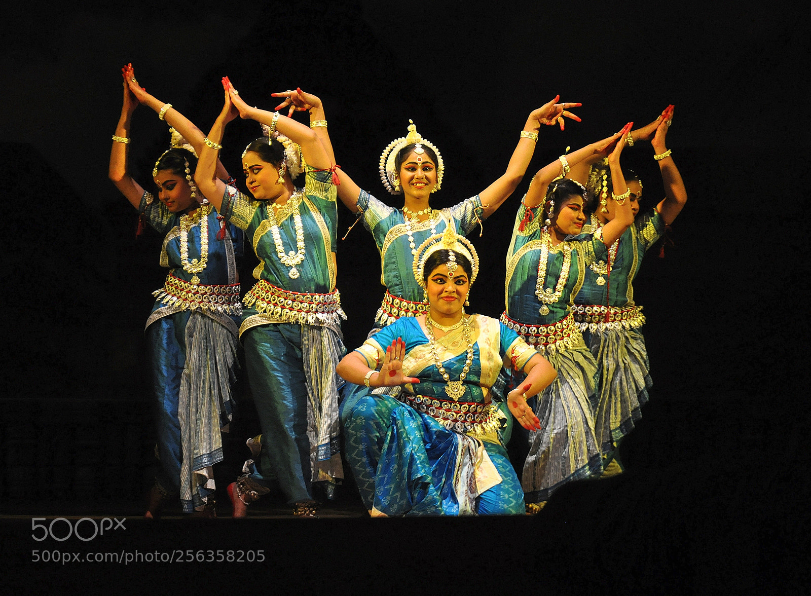 Nikon D90 sample photo. Performance photography