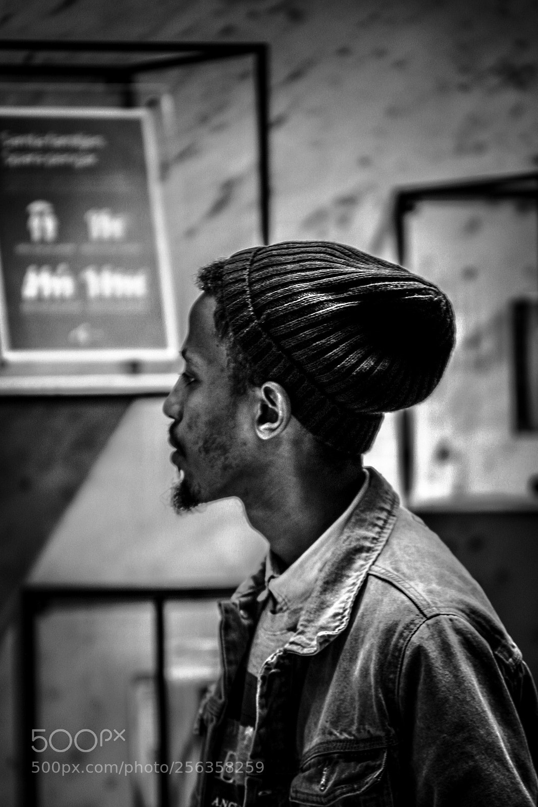 Canon EOS 6D sample photo. The street man  photography