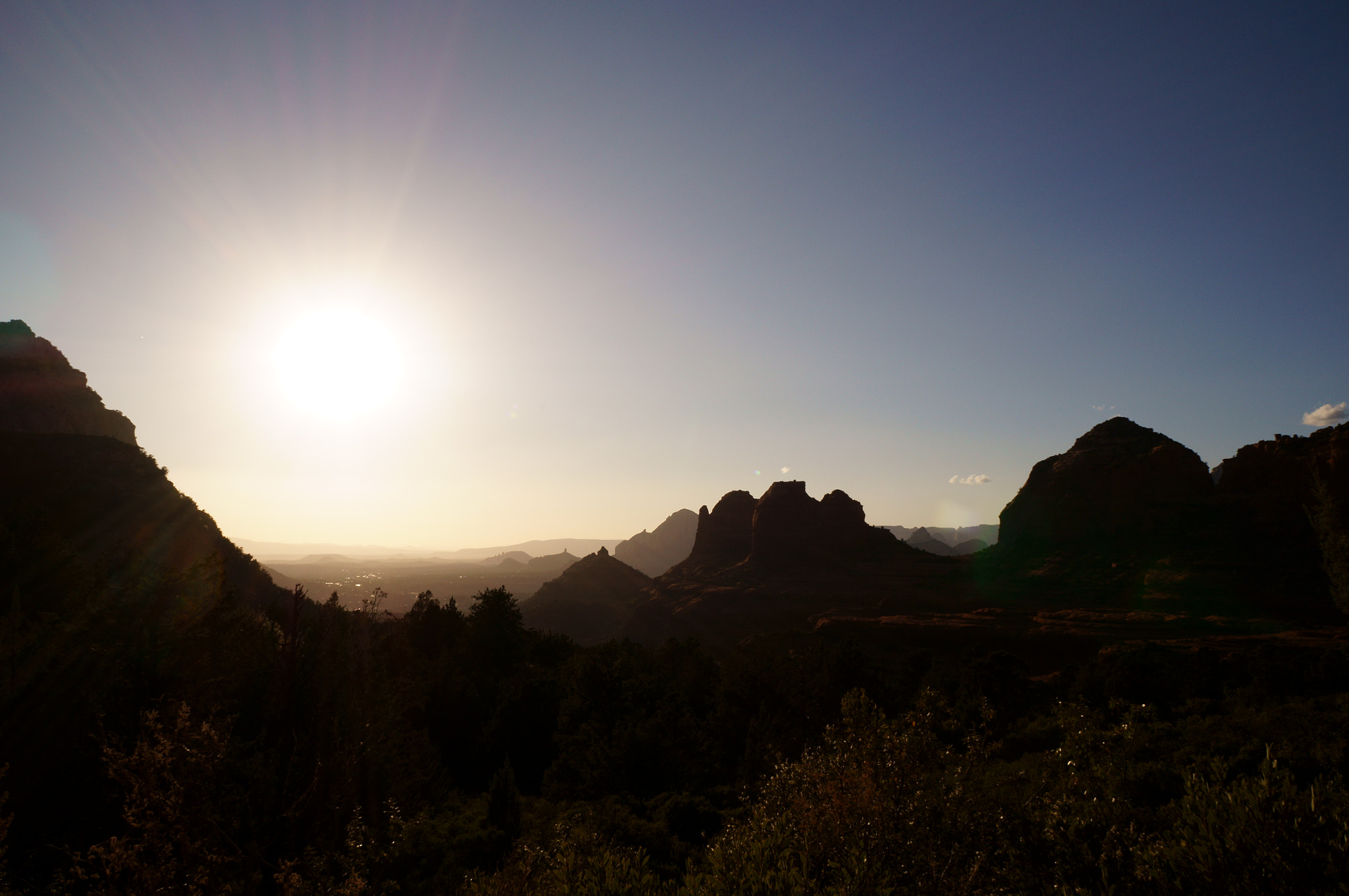 Sony Alpha NEX-F3 sample photo. Bright sun photography