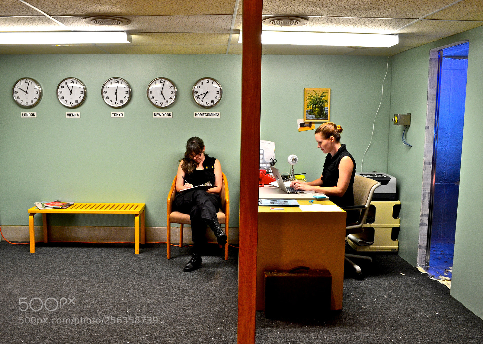 Nikon D5100 sample photo. "only time will tell" photography