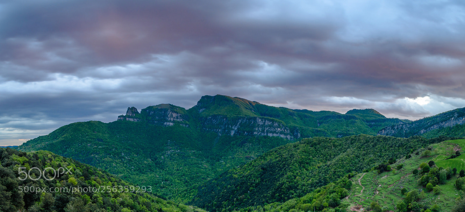 Nikon D7200 sample photo. Sunset in the garrotxa photography