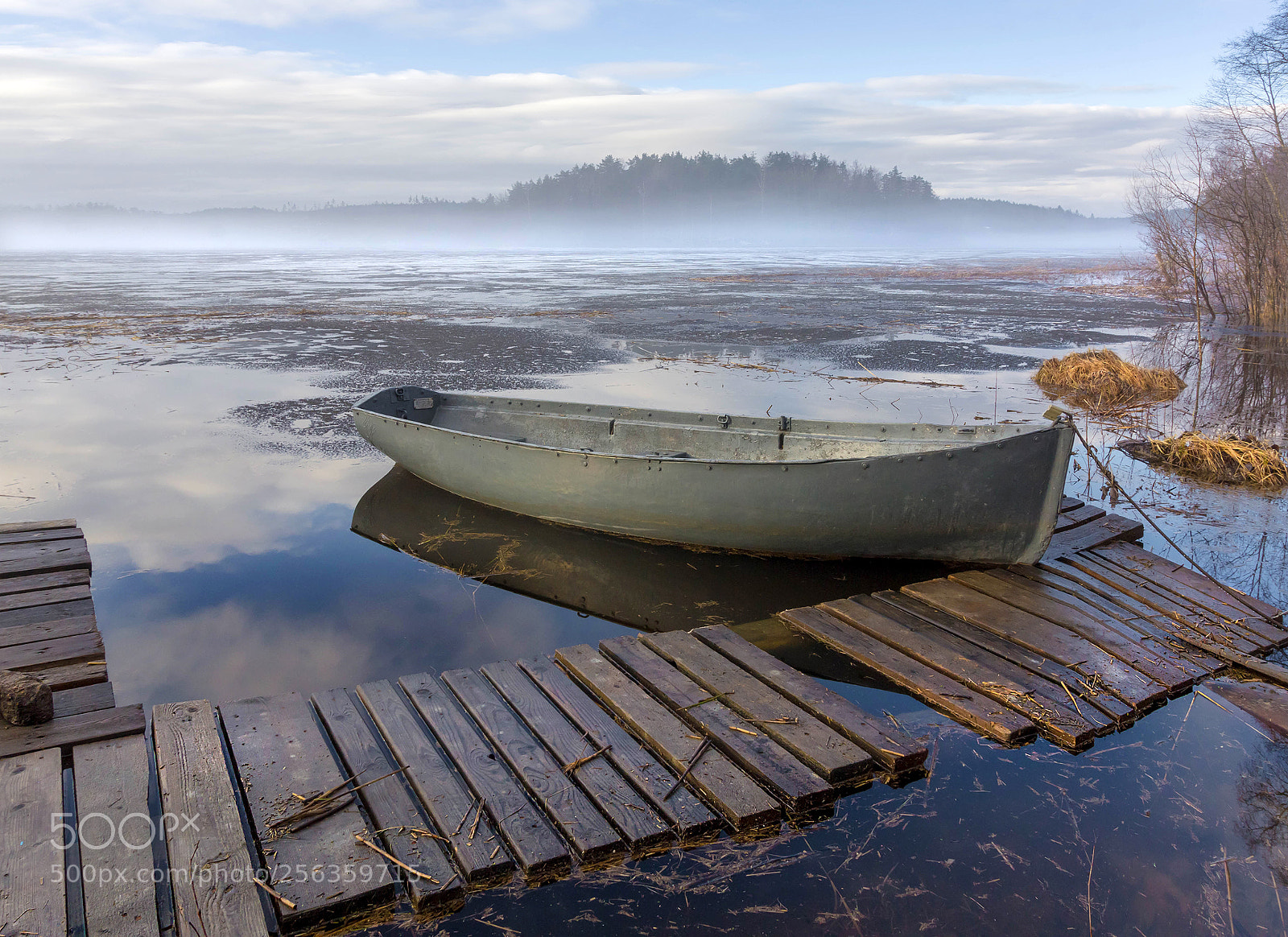 Canon EOS 60D sample photo. Boat on the shore photography