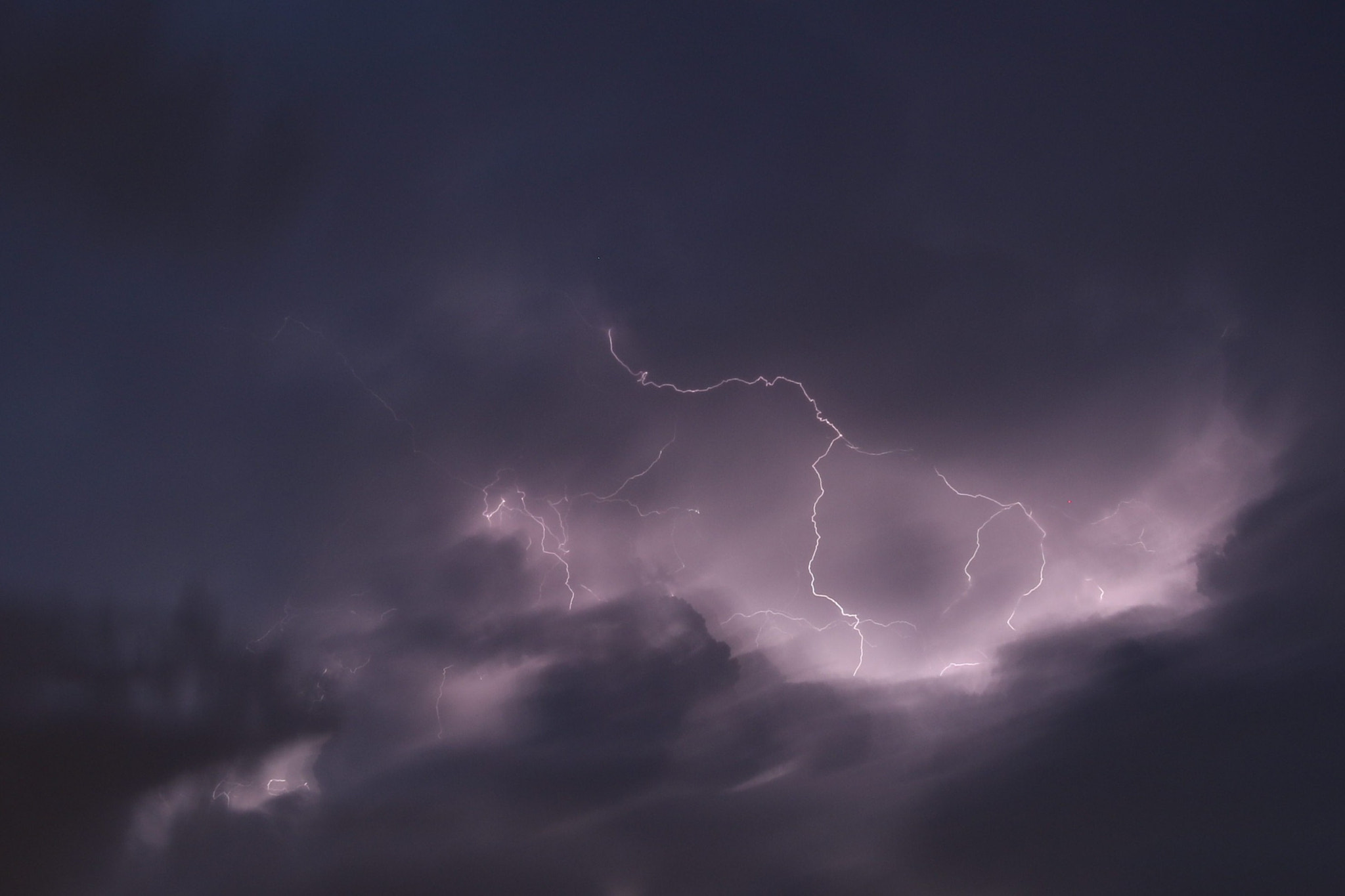 Canon EOS 760D (EOS Rebel T6s / EOS 8000D) sample photo. Storms in the sky.jpg photography