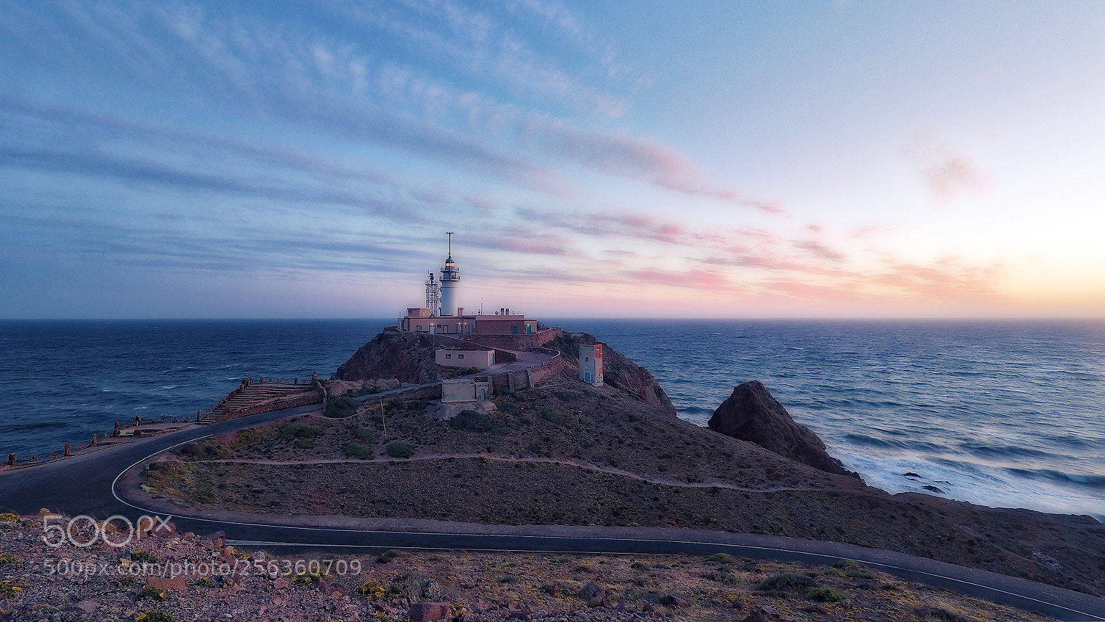 Olympus OM-D E-M5 II sample photo. The lighthouse photography
