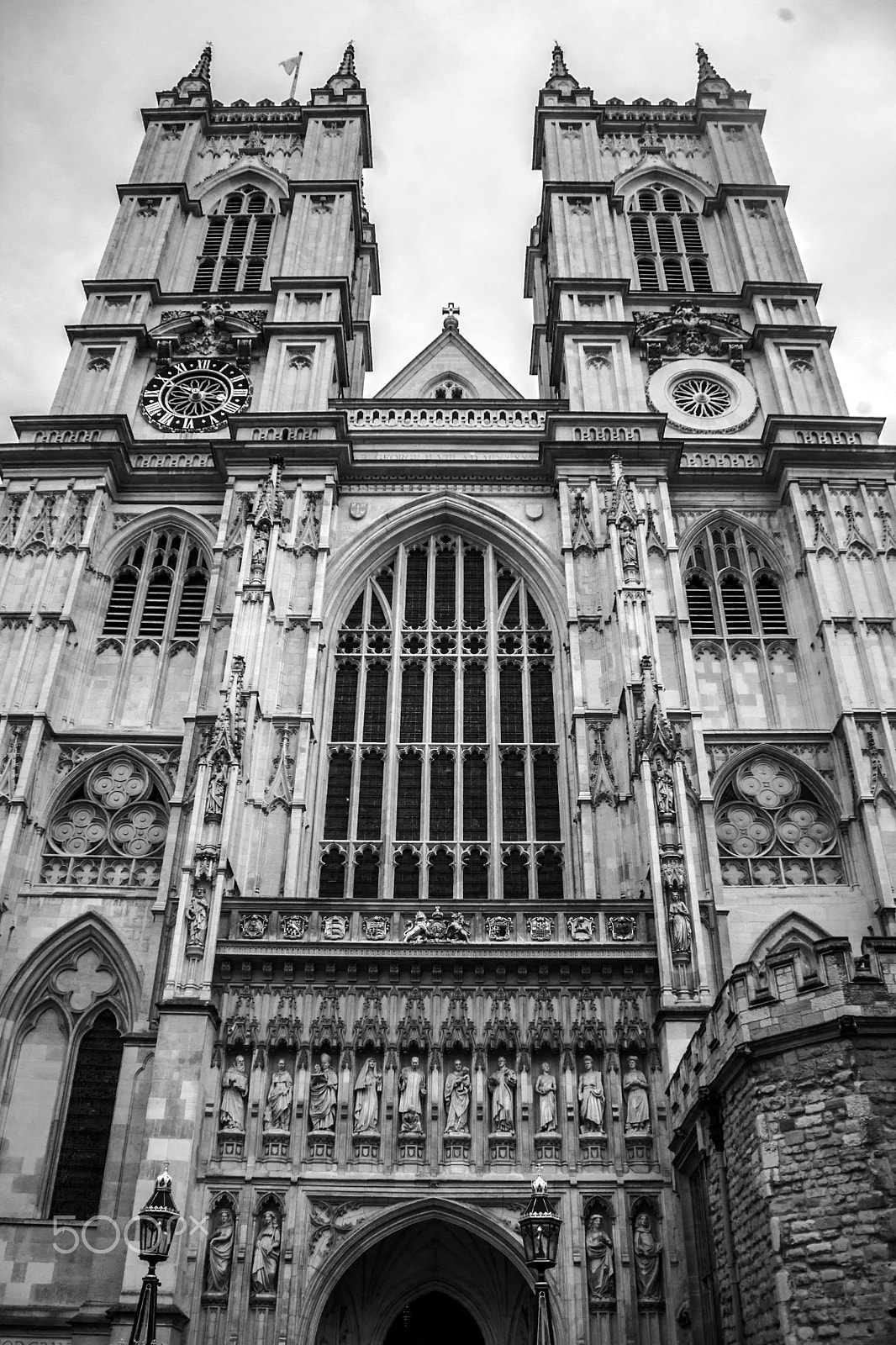 Canon EOS 500D (EOS Rebel T1i / EOS Kiss X3) sample photo. Ghosts of the westminster cathedral photography