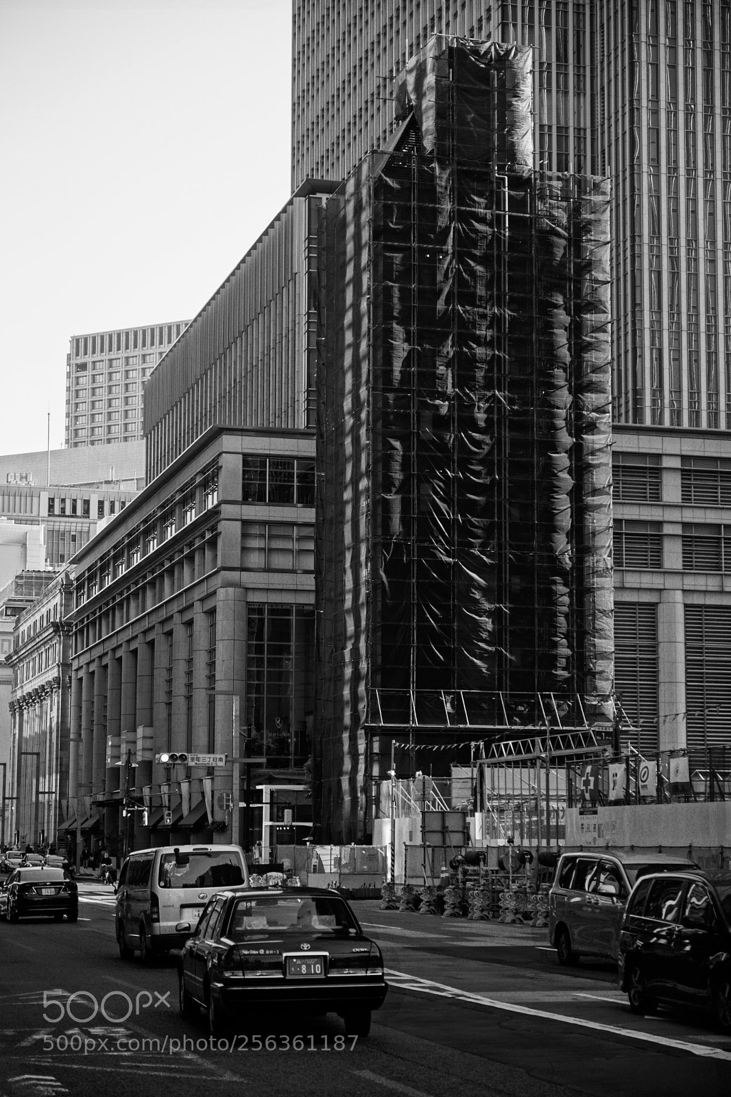 Sony ILCA-77M2 sample photo. Construction photography