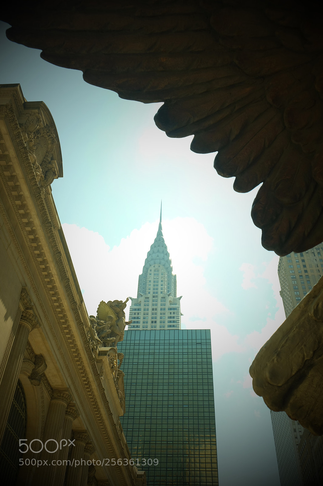 Fujifilm X-T1 sample photo. Chrysler photography