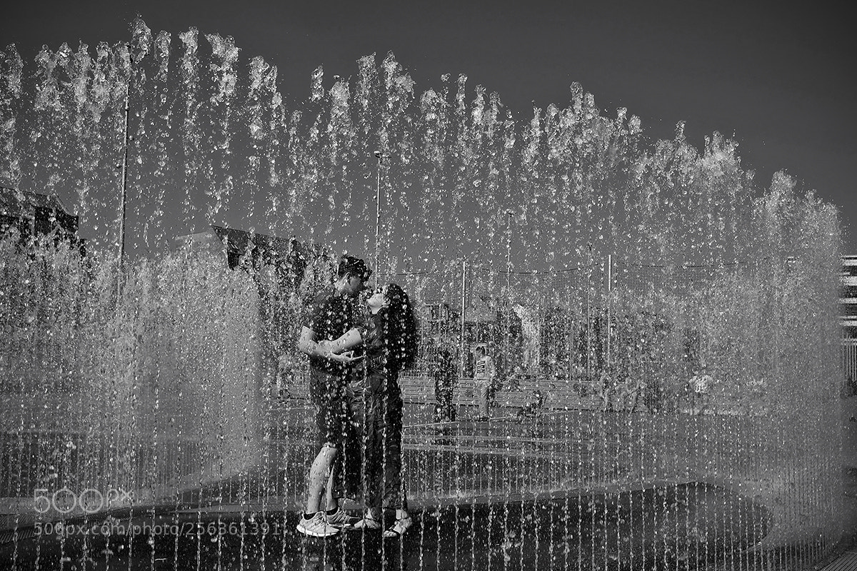 Fujifilm X-Pro2 sample photo. A kiss in the photography